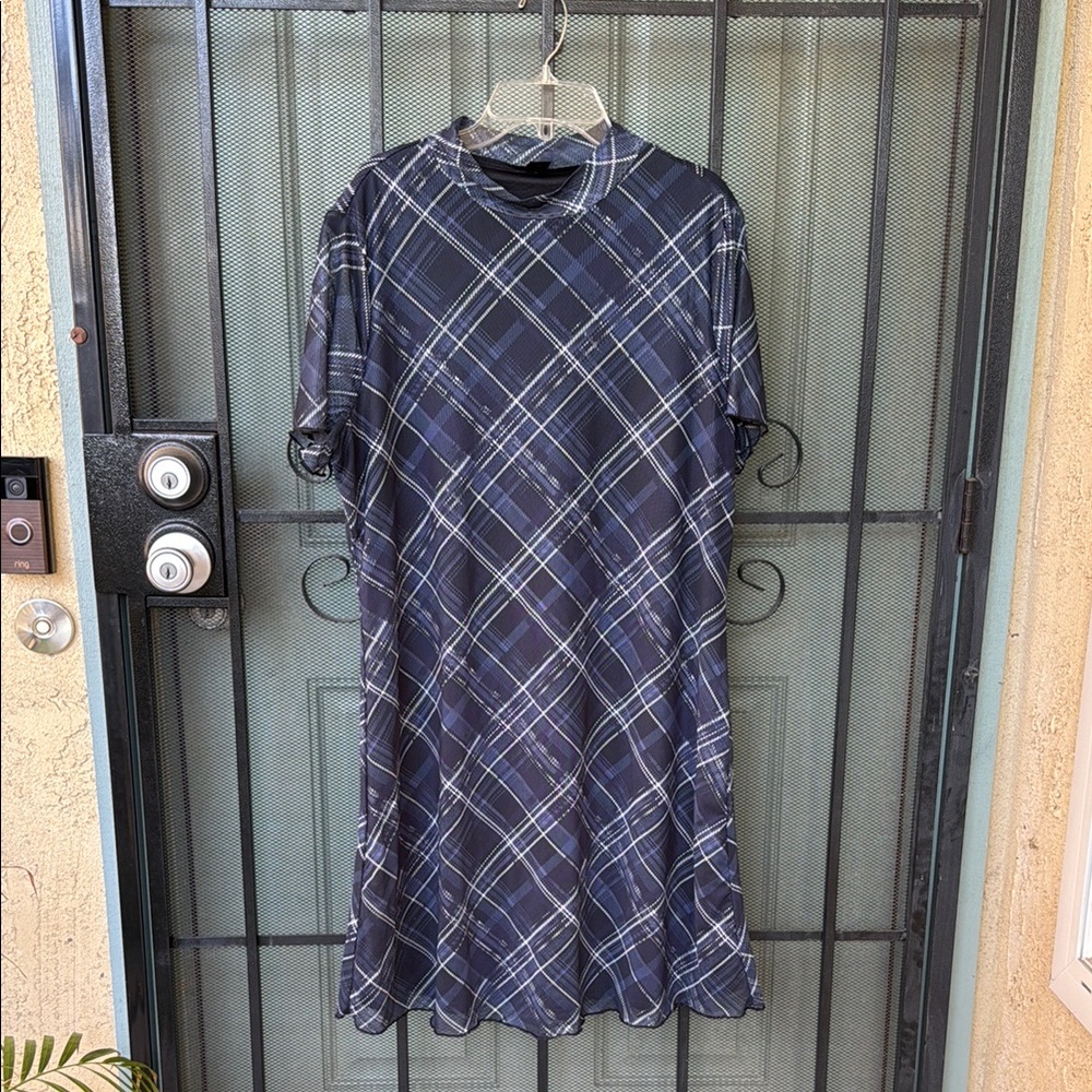 Plaid Dress - Picture 2 of 6